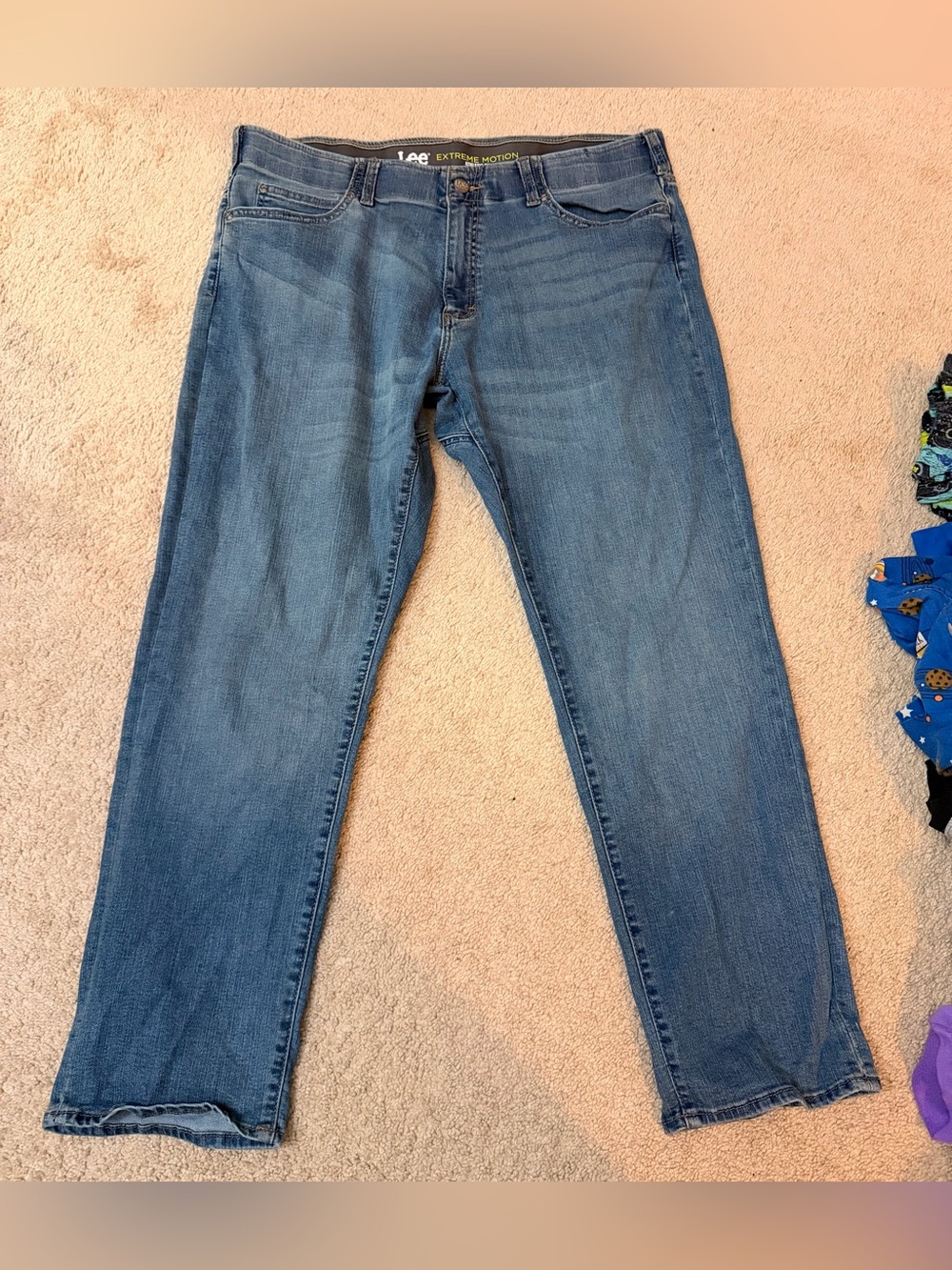 Lee Men’s Medium Blue Straight Jeans